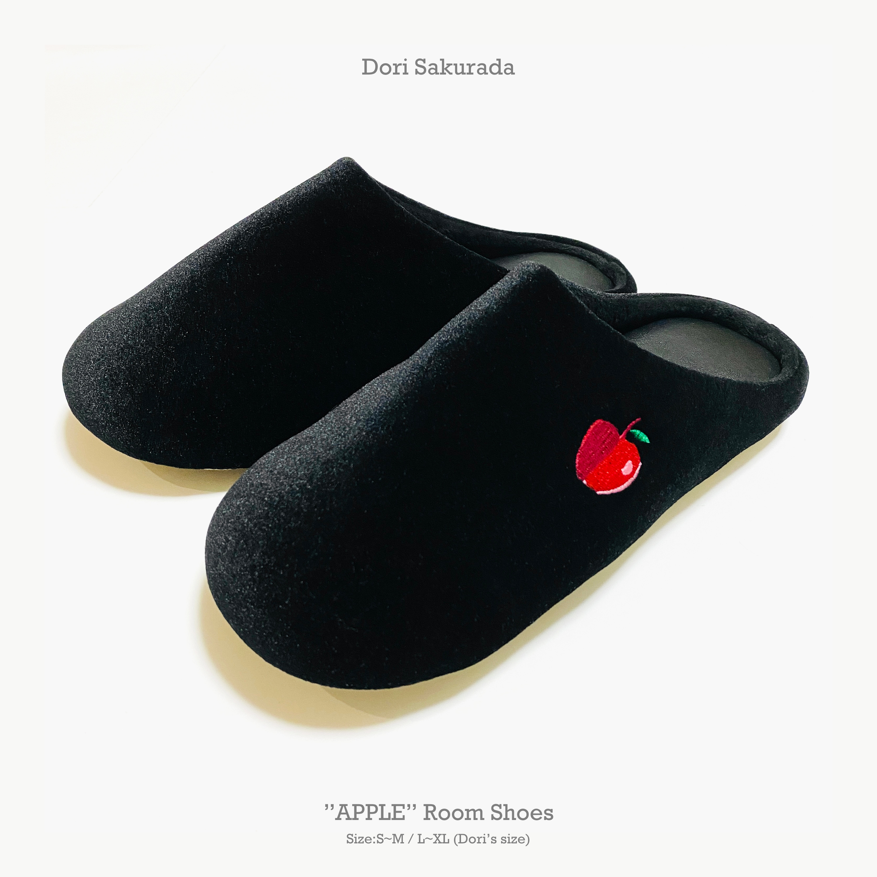 桜田通プロデュースグッズ「”APPLE” Room Shoes」「Nail oil -Dori Amber vanilla- 2021 ver.」販売決定!!